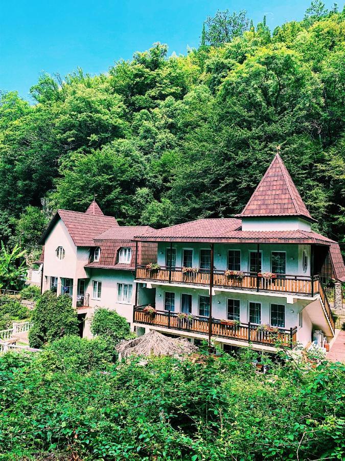 Guest House Chalet Agave Gagra Exterior foto